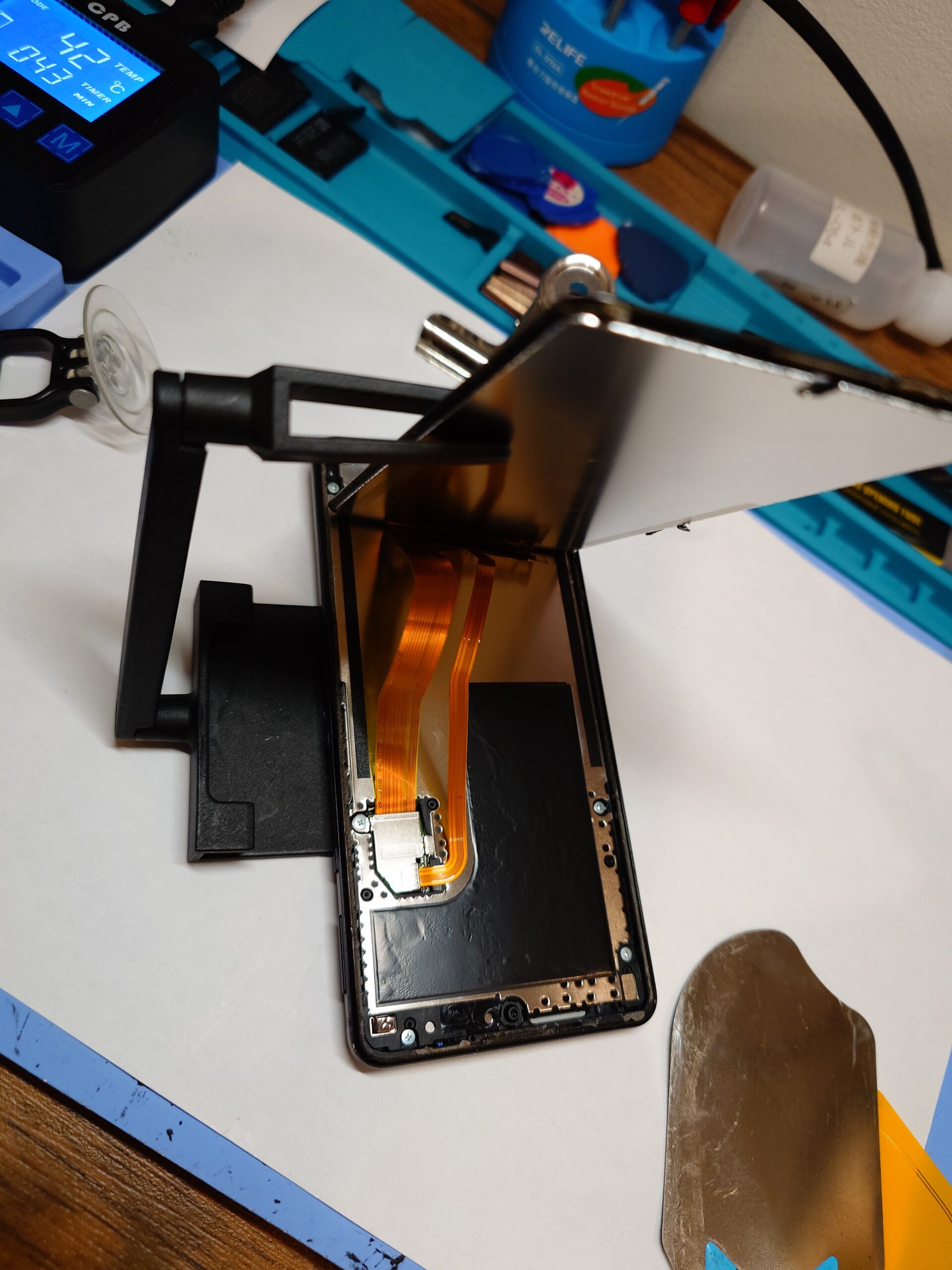 AQUOS sense4 画面割れ修理依頼 スマートクール新居浜